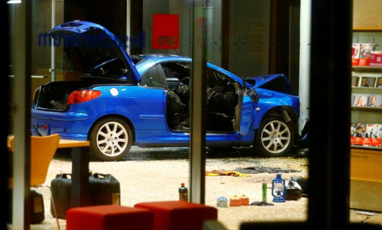 Βερολίνο: O δράστης είχε τοποθετήσει εκρηκτικά και στα γραφεία του κόμματος της Μέρκελ